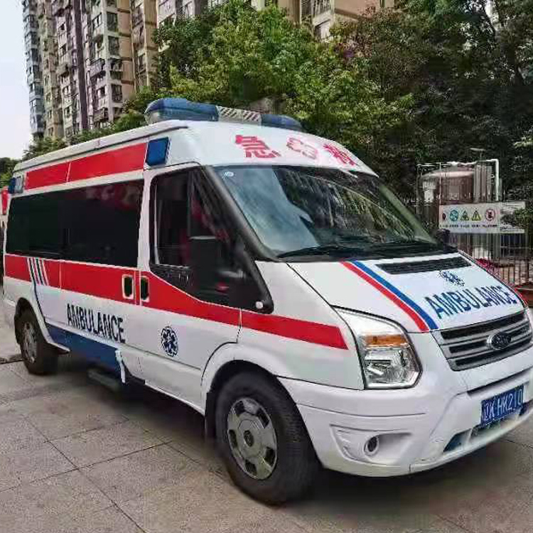 文成长途救护车护送病人返乡